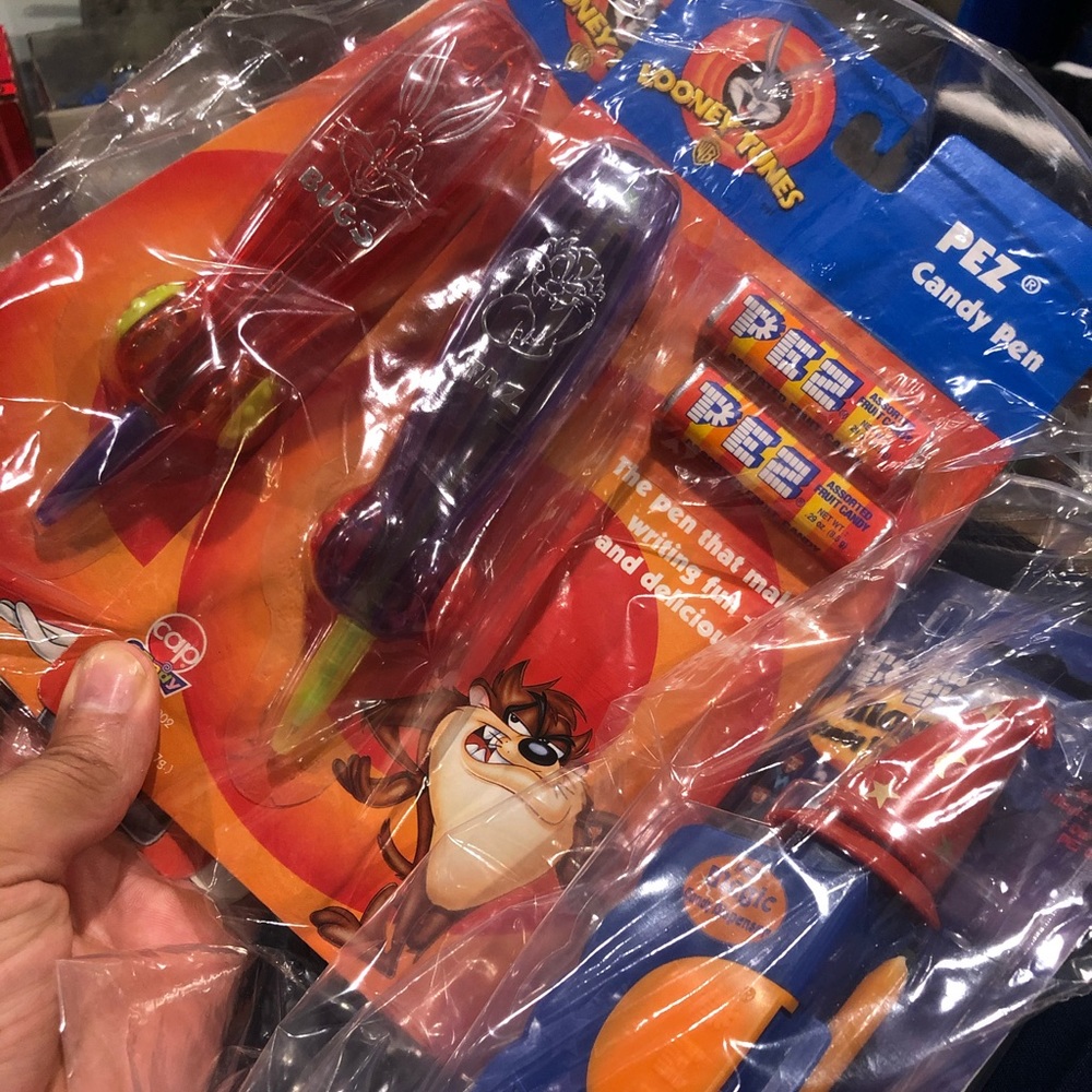 PEZ - Picture 6 of 16